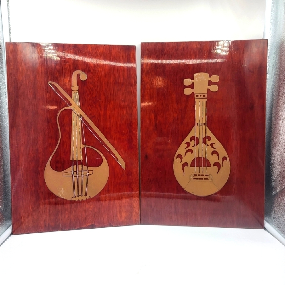 VINTAGE Wood and abalone mandolin wall art